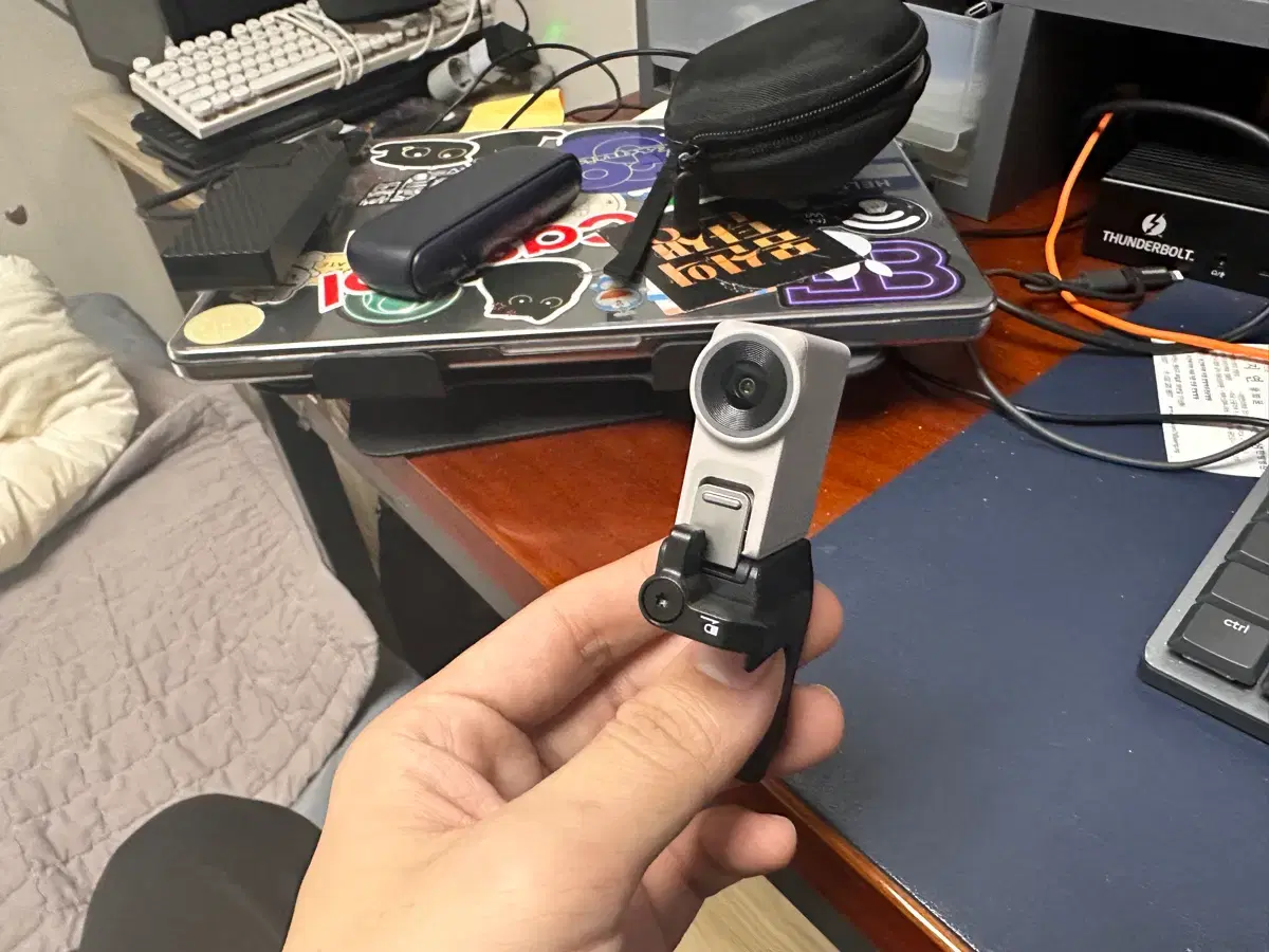 thumbnail-0